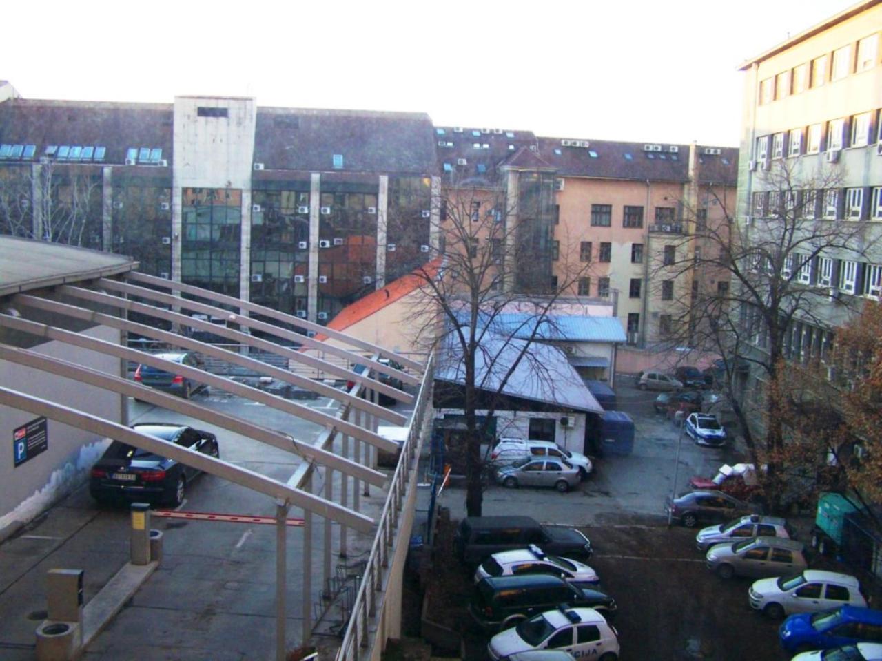 Rooms And Apartments S Belgrad Exterior foto
