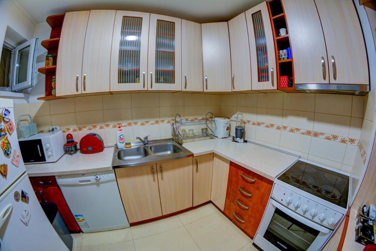 Rooms And Apartments S Belgrad Exterior foto